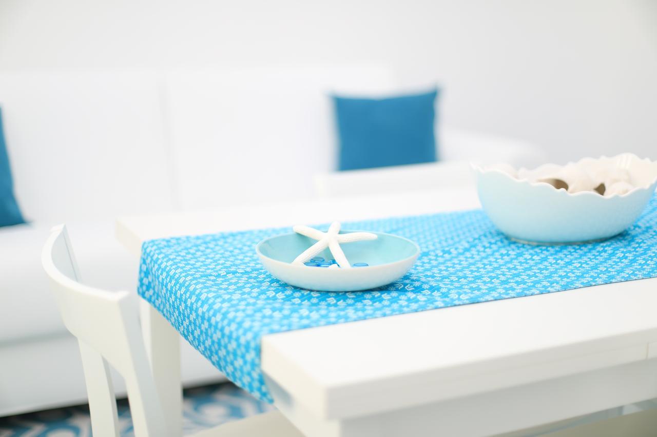 White Aurora Rooms Porto Cesareo Exterior photo